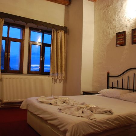 Yasin'S Place Backpackers Cave Hostel Γκόρεμε Εξωτερικό φωτογραφία