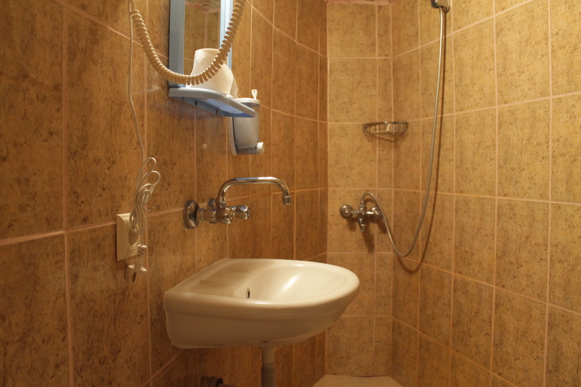 Yasin'S Place Backpackers Cave Hostel Γκόρεμε Εξωτερικό φωτογραφία