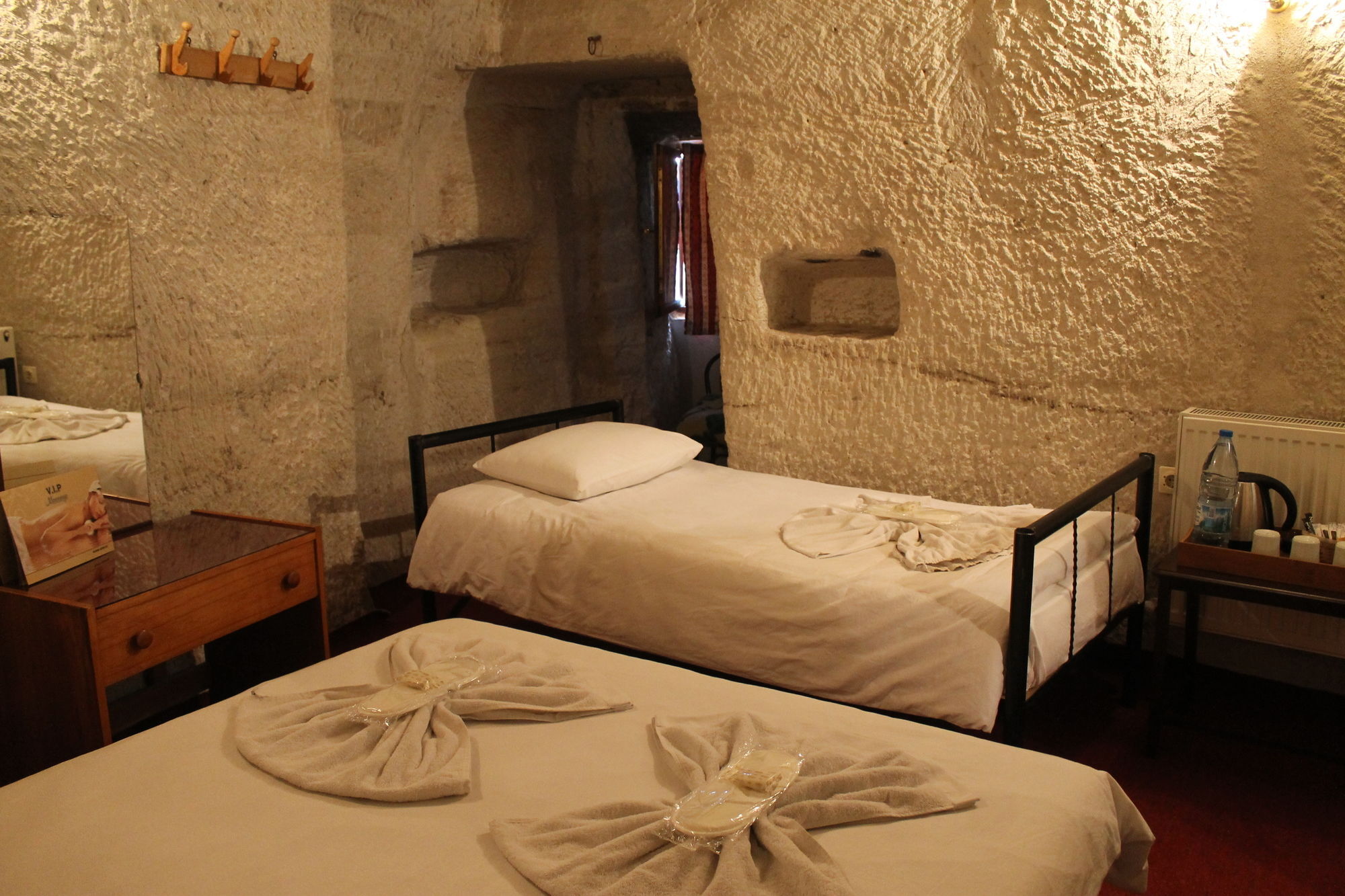 Yasin'S Place Backpackers Cave Hostel Γκόρεμε Εξωτερικό φωτογραφία